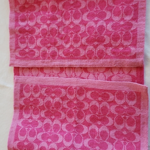 Coach scarve - Picture 6 of 6